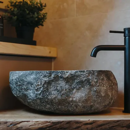 Hytte Hewn Yorkshire - The Quarry *