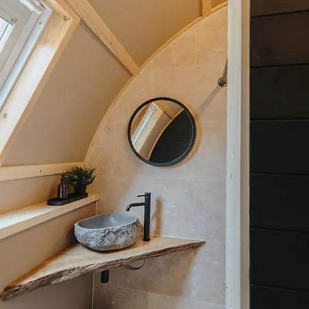 Lodge Hewn Yorkshire - The Quarry *