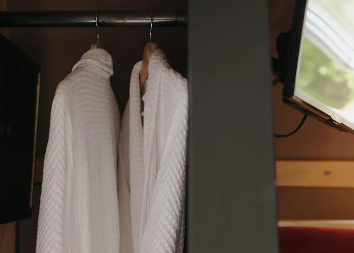 Lodge Hewn Yorkshire - The Quarry Forcett